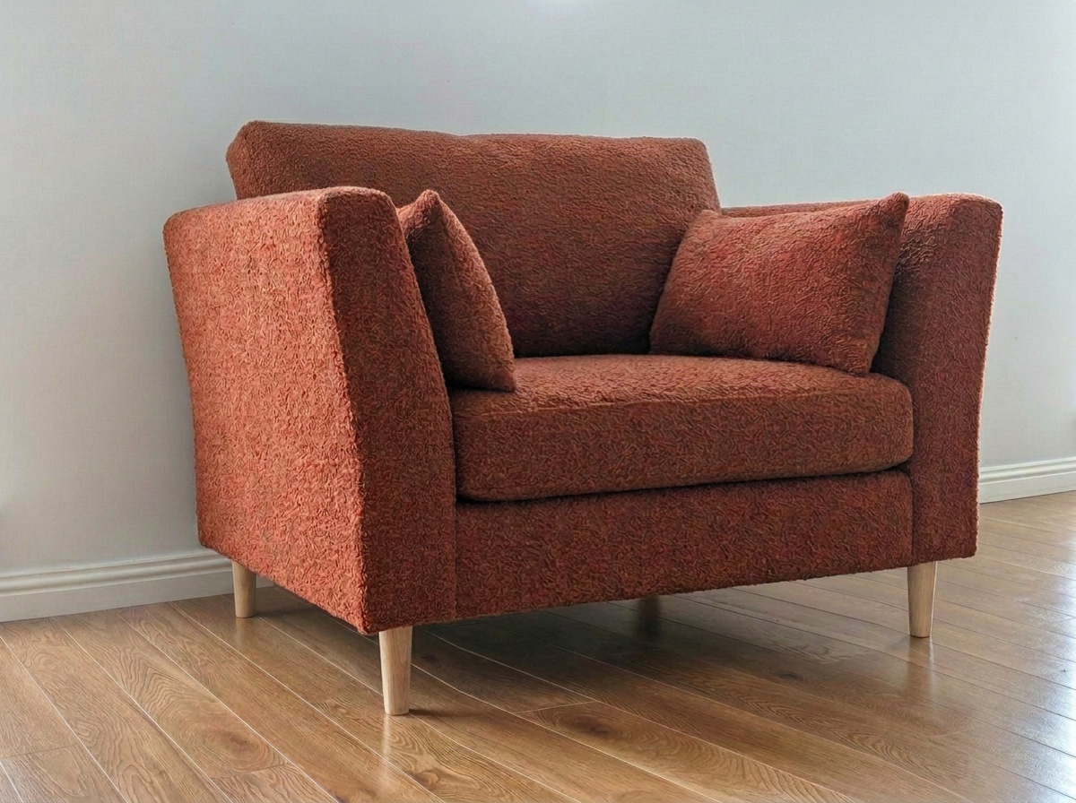 Pisa Cuddle Chair